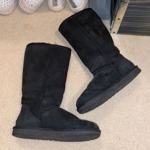 UGGs size 6